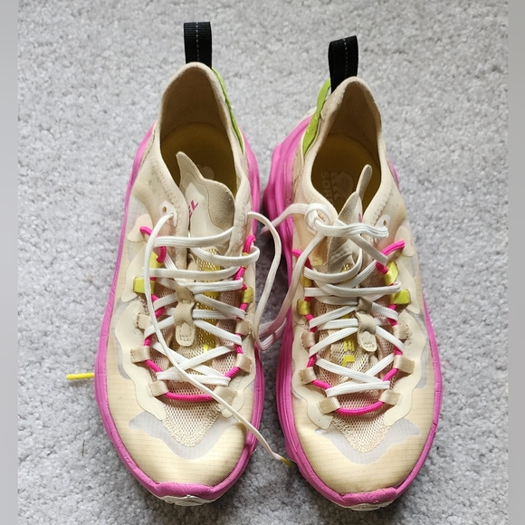 Womens sneakers - Picture 2 of 6